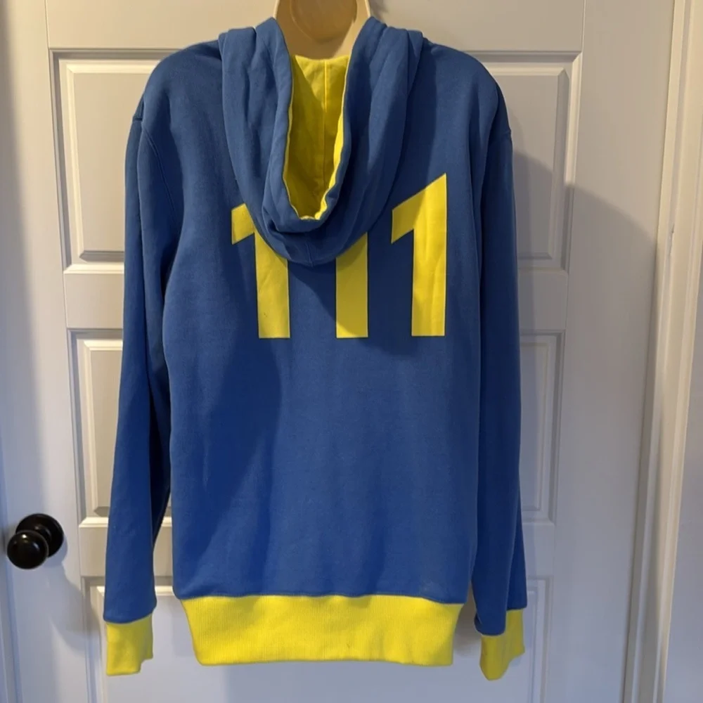 Fallout Vault 111 Hoodie Rare Promo Blue Yellow Bethesda 2015 medium